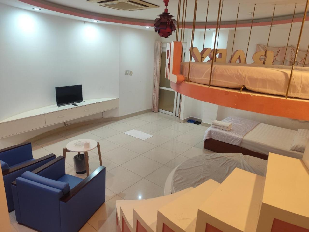My Friends Hotel Хошимин Экстерьер фото